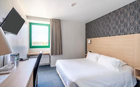 Cit'Hotel La Pyramide