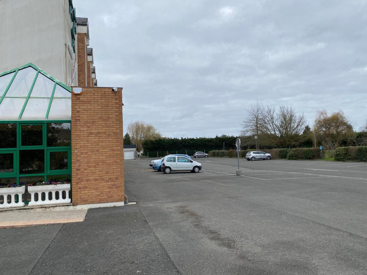 Cit'Hotel La Pyramide Romorantin-Lanthenay Buitenkant foto